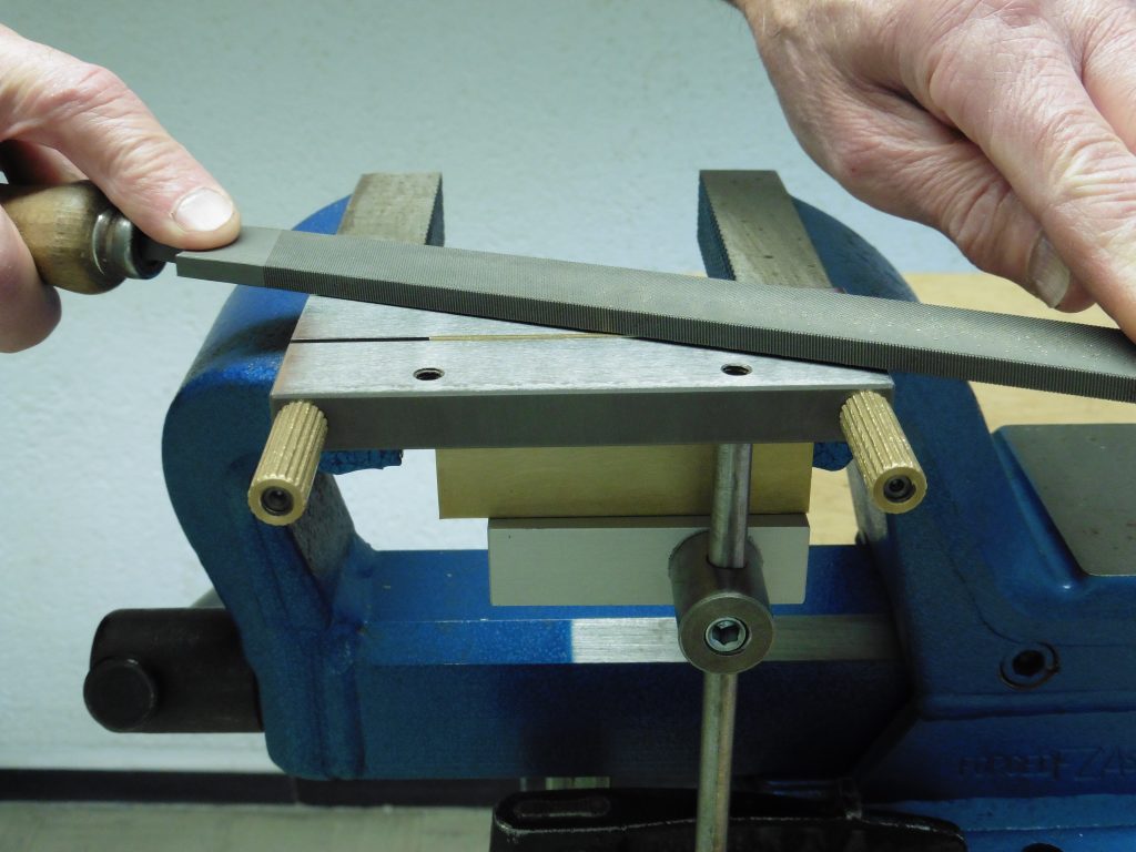 Arbeiten mit der Formatschnittlehre